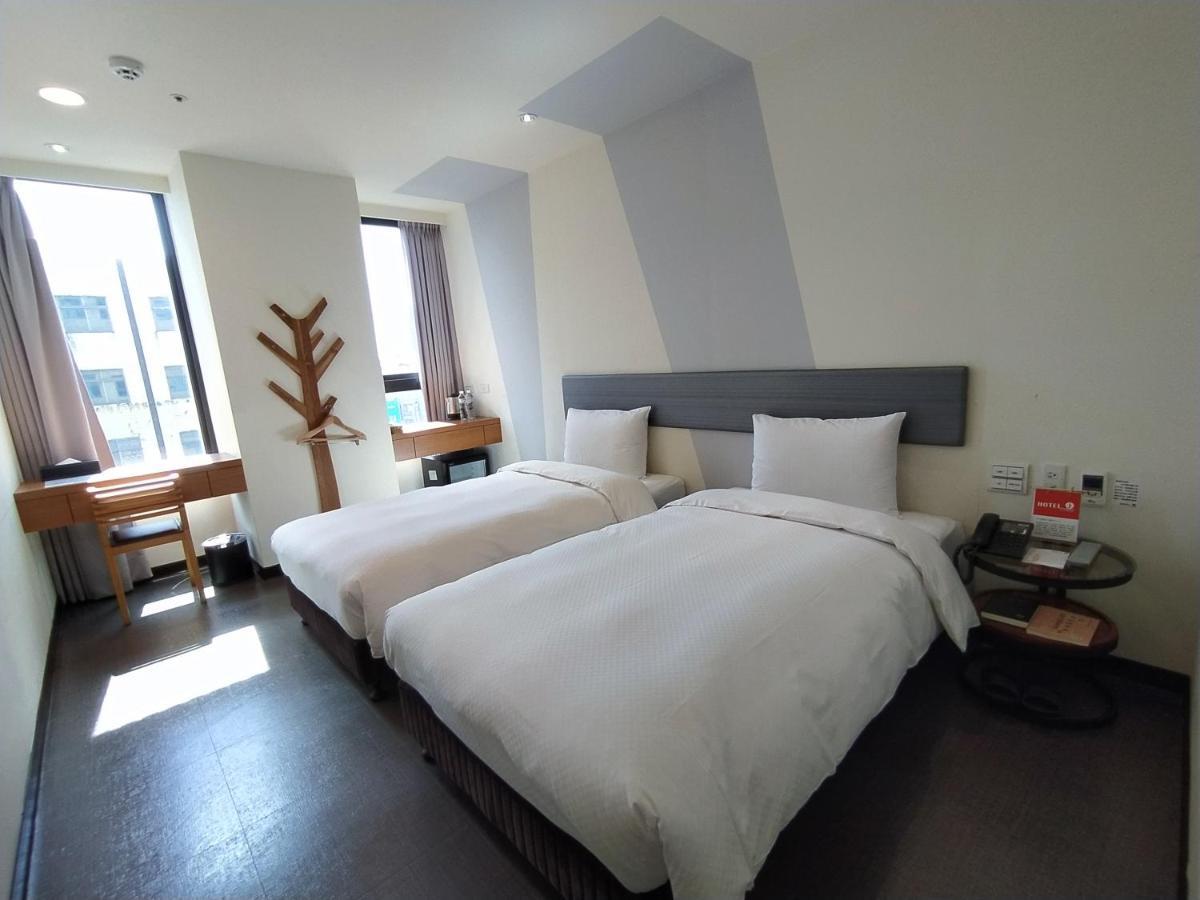 Hotel J Taoyuan Pingzhen Exterior foto